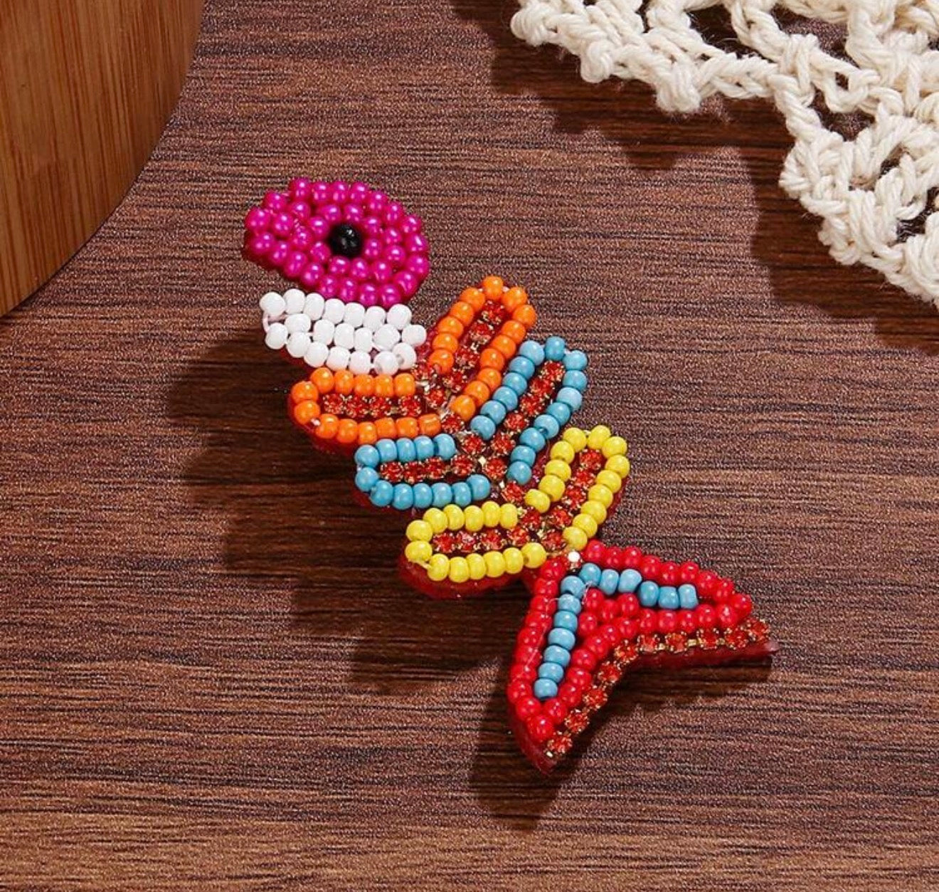 Multicolor fish pin