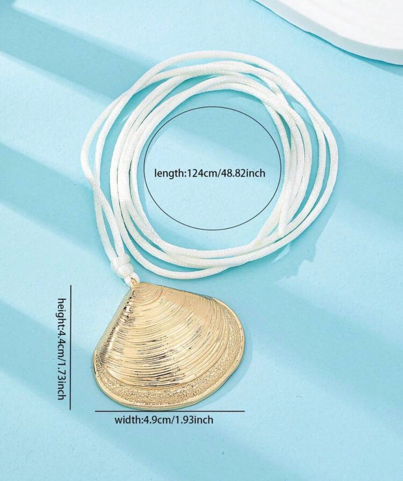 Long seashell necklace